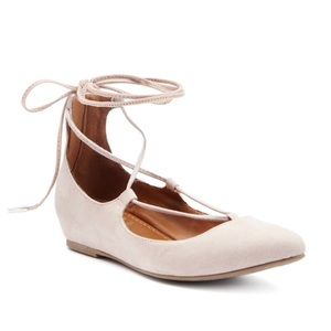 Blush colored ballerina flats with tie